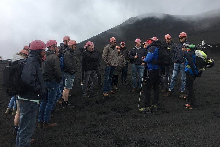 Etna craters excursion 3000 m.