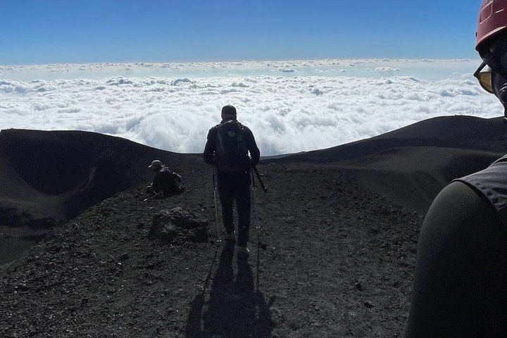 Etna craters excursion 3000 m.