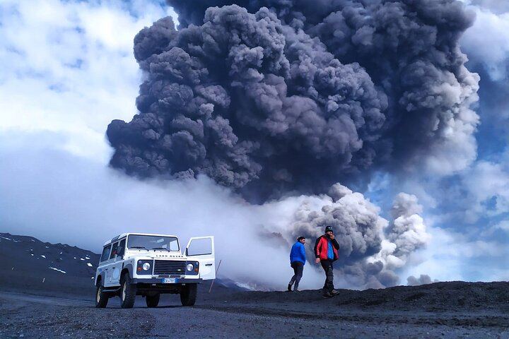 Etna eruption October 2022