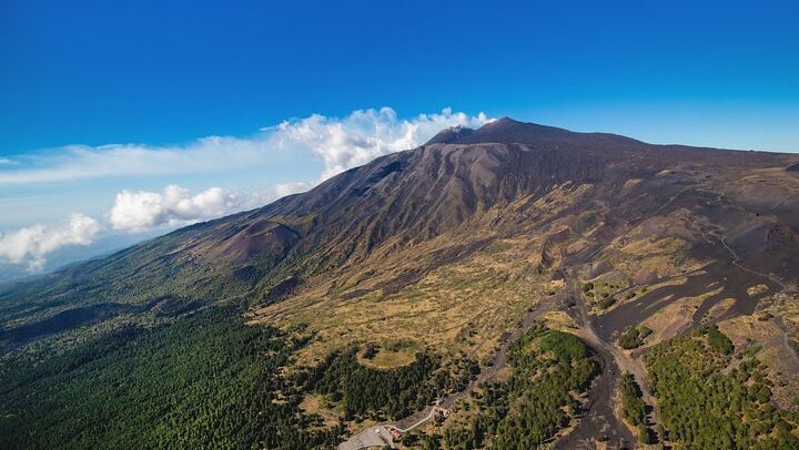 30 minutes Etna volcano private helicopter tour from Fiumefreddo