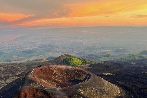 Etna at Sunset: the 1991-93 Flow at Zafferana and a Local Tasting