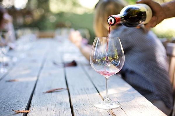 Two Etna Wineries and a Sicilian Lunch: Zafferana Honey, Three DOC Wines