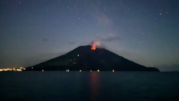 EXPLOSIVE VIEW FROM THE BOAT