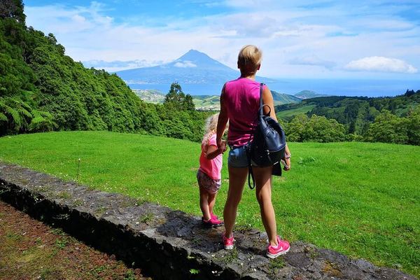 Private Half Day on Faial: Castelo Branco, Varadouro, Capelinhos