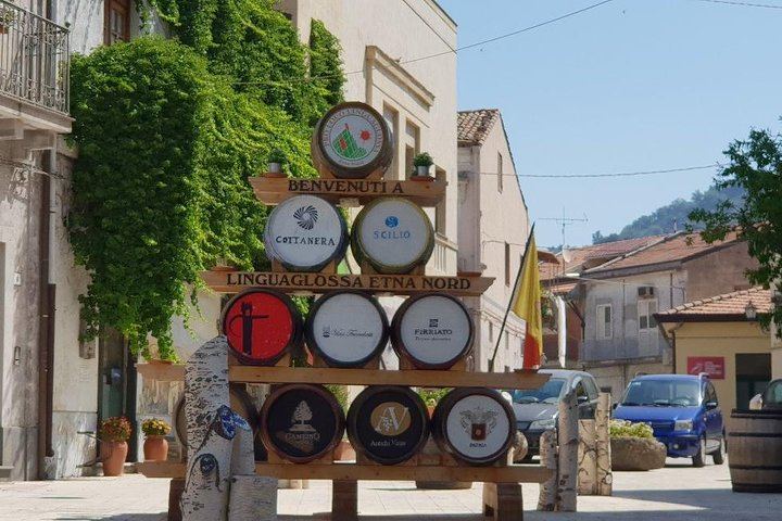Food and wine at Etna winery