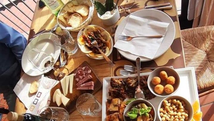 Food and wine at Etna winery
