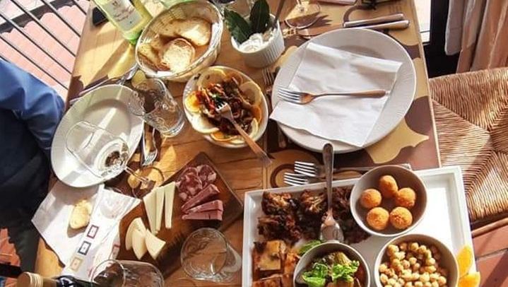 Food and wine at Etna winery