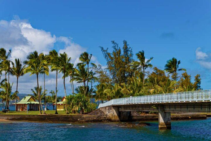 Footbridge to Moku Ola aka Coconut Island in Hilo Bay.