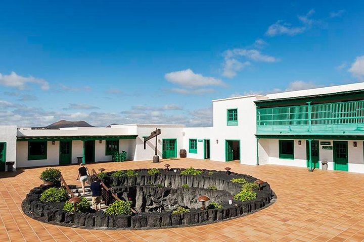 Foundation Manrique