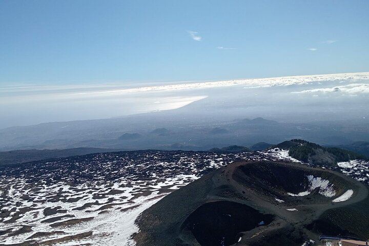 From Catania: Etna Small-Group Tour at 2950 mt with Lunch