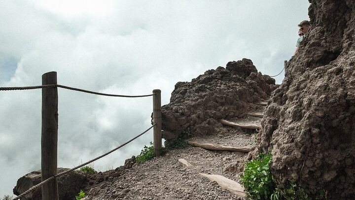 From Naples to Vesuvius: Bus, Ticket and Smart Audio Guide