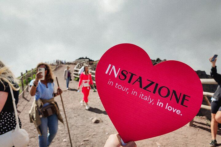 From Naples to Vesuvius: Bus, Ticket and Smart Audio Guide