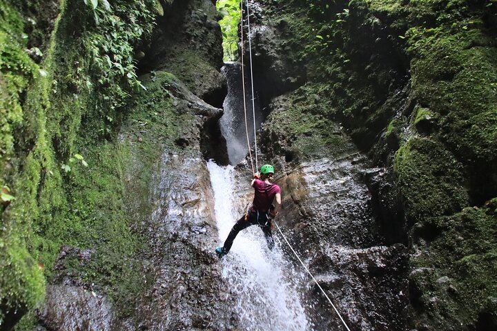 Full Day Class II-III Rafting and Canyoning Rappelling from La Fortuna-Arenal