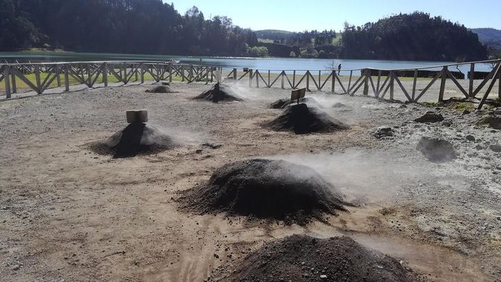 Full Day Jeep Tour Furnas with lunch (Cozido) and drinks included