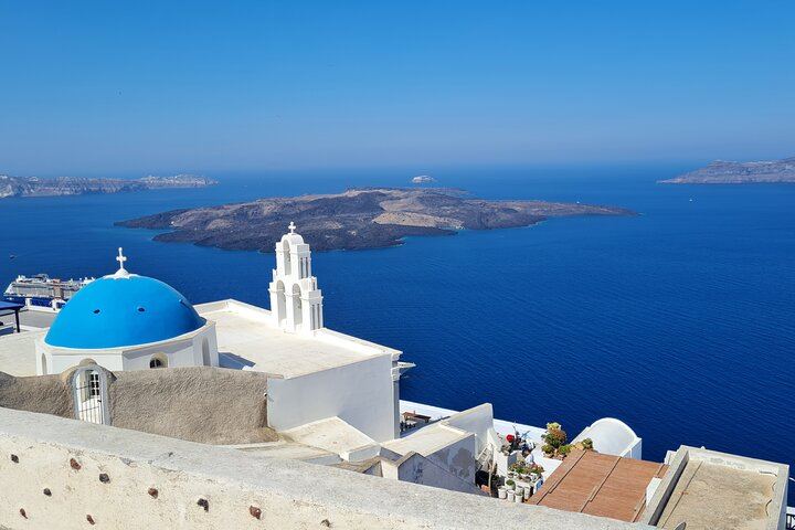 Full-Day Private Tour of Santorini Caldera & The Most Famous Sightseeing