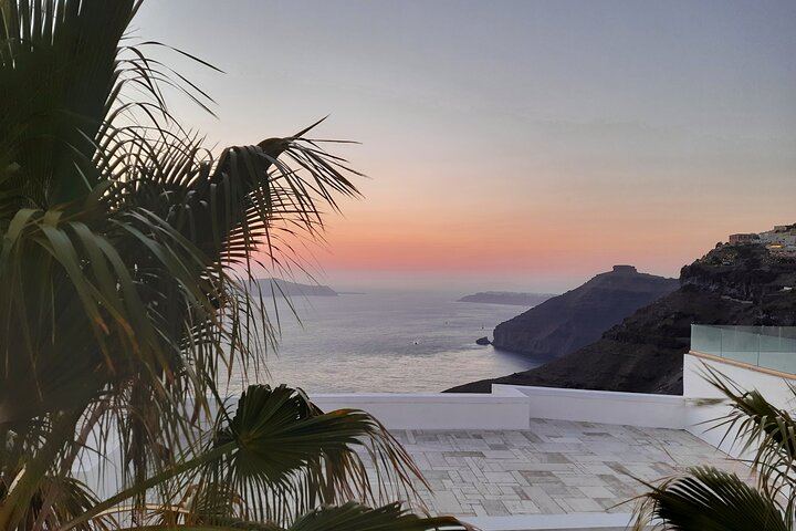 Full-Day Private Tour of Santorini Caldera & The Most Famous Sightseeing