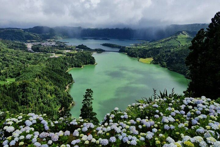 Full-Day Sete Cidades & Lagoa do Fogo Tour With Lunch (West Tour)