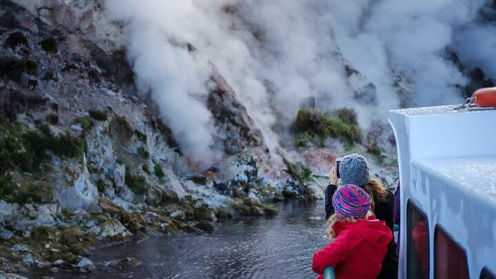 Full Waimangu Experience - Walk & Cruise
