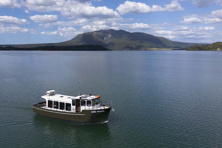 Full Waimangu Experience - Walk & Cruise