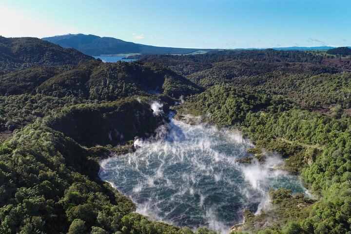 Full Waimangu Experience - Walk & Cruise