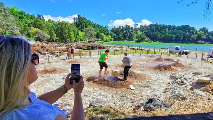 Furnas stew cooked during 6 hours in volcanic soil