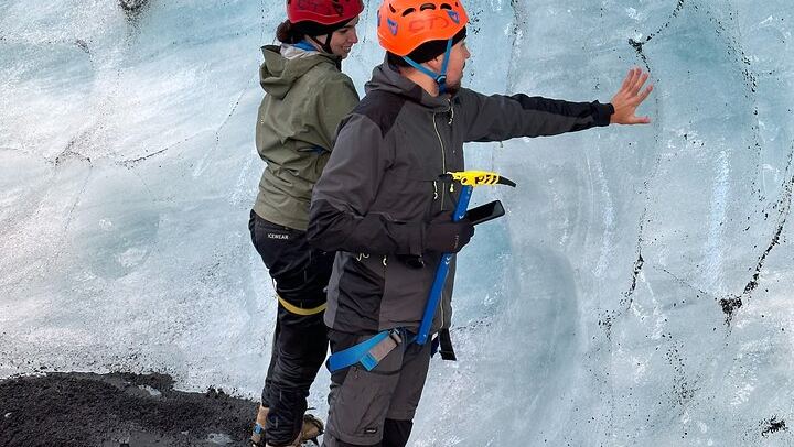 Glacier Hike at Solheimajokull in Small Group (6 pers max)