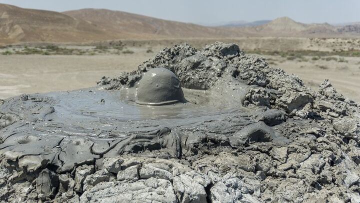 Gobustan & Mud, Fire Temple, Burning Mountain (Group & Private)