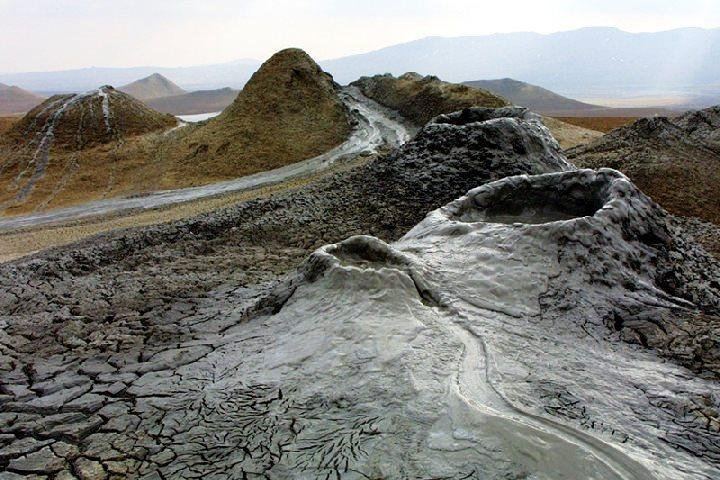 Gobustan & Mud, Fire Temple, Burning Mountain (Group & Private)