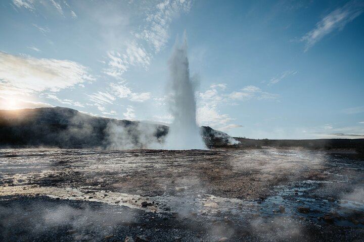 Golden Circle and Glacier Snowmobiling Day Trip from Reykjavik