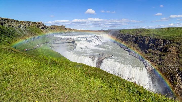 Golden Circle, Bruarfoss & Kerid Crater by Minibus from Reykjavik