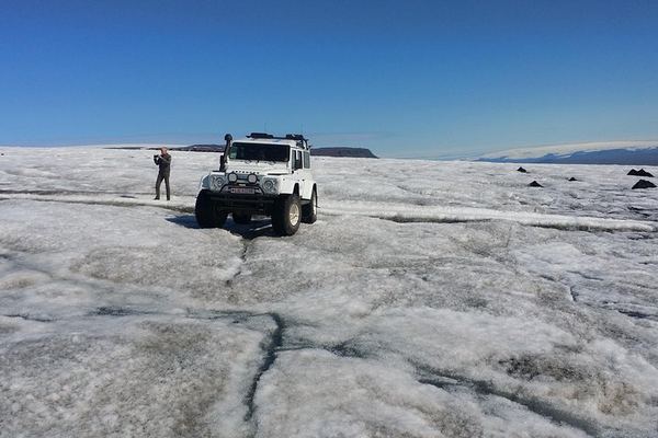 The Golden Circle by Superjeep, Six or Ten Passengers at Most