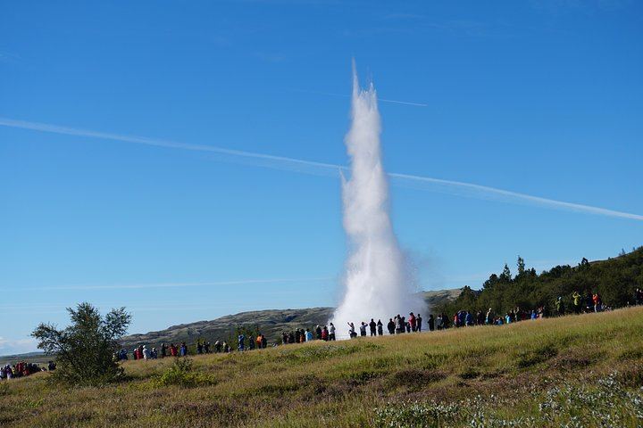 Golden Circle Small-Group Tour by Superjeep from Reykjavik