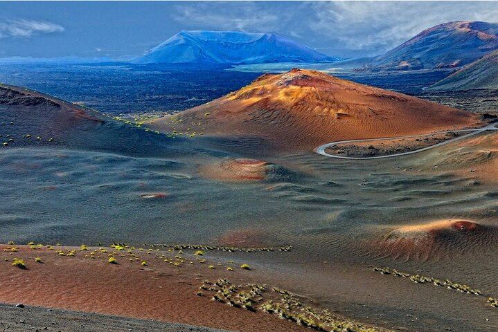Grand Tour to Timanfaya and Jameos del Agua for cruise passengers