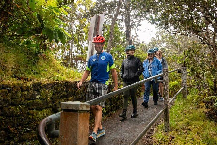 Guide leading guests to Lava Tube
