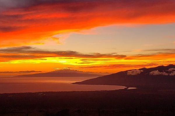 Sunset and Telescopes at 10,000 Feet: Seven People, Warm Coats and Hot Drinks