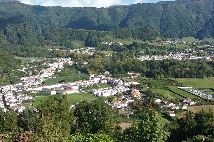 Half Day 4x4 Private tour from Ponta Delgada Azores