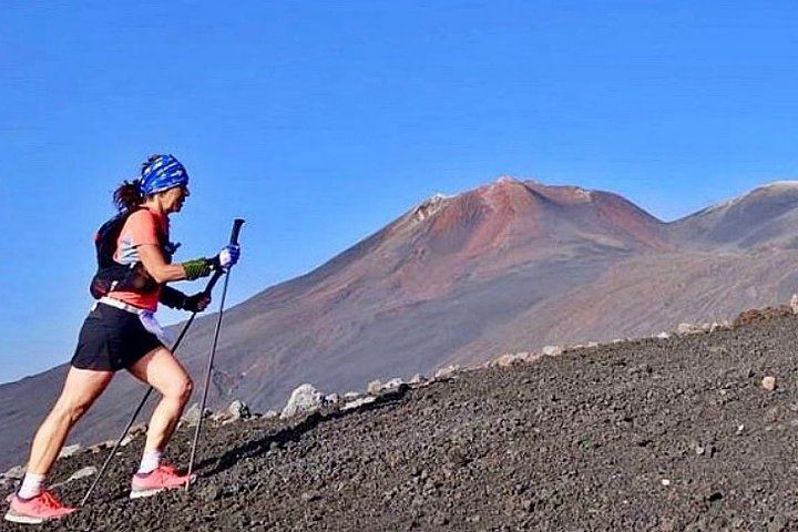 Hiking on the edge of the Valle del Bove