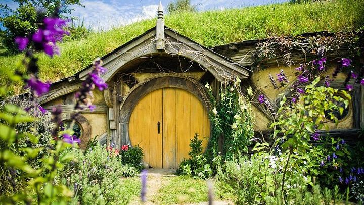 Hobbiton Movie Set
