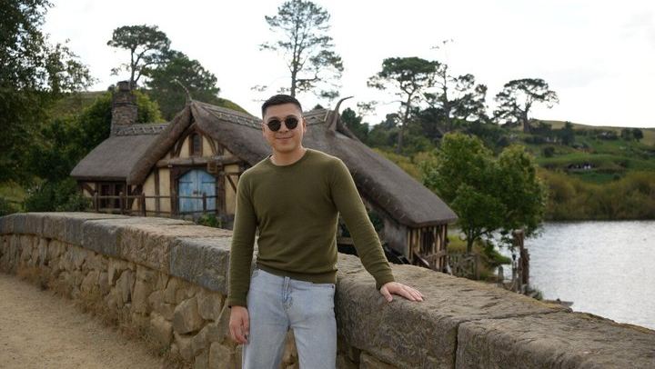 Hobbiton & Rotorua including Te Puia Day Tour from Auckland