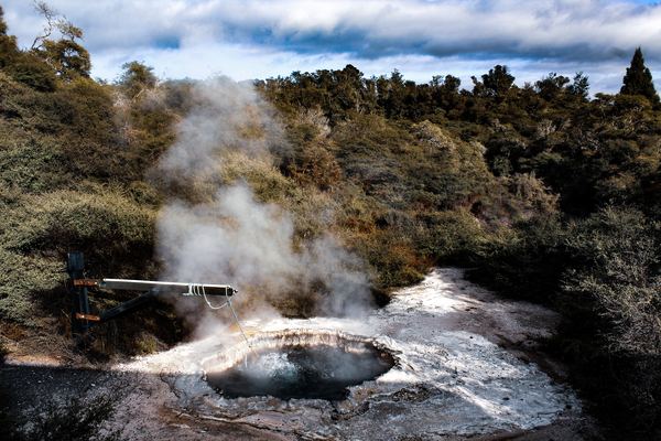 Te Puia & Whakarewarewa