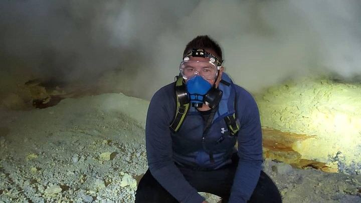 In the mining point of Mount Ijen