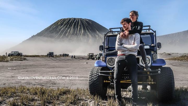 Jeep ride on the sea of sand in Mount Bromo