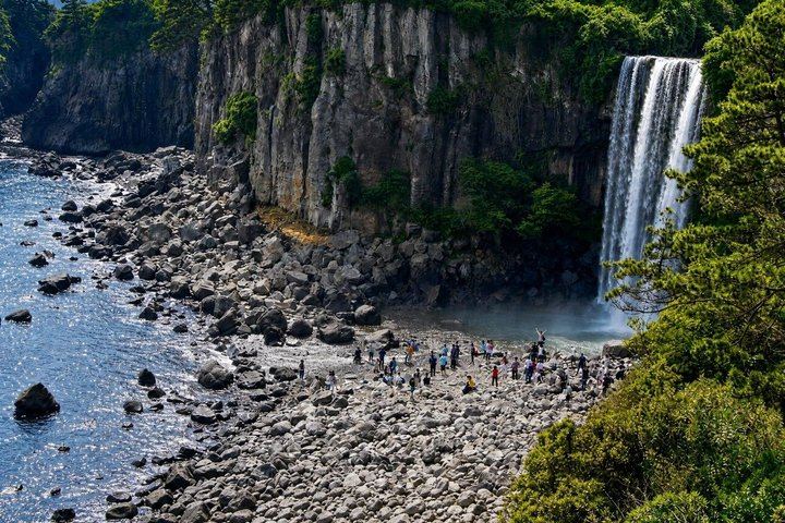Jeju: UNESCO-Listed Southern Authentic Day Tour