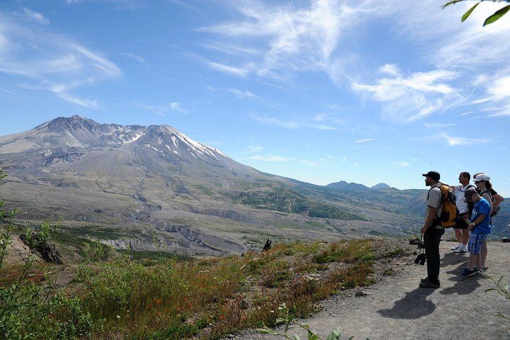 Join a TripAdvisor 'Hall of Fame' guide!