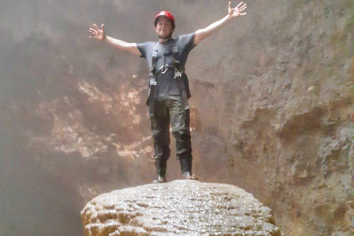 JOMBLANG CAVE
In the end, we only regret the chances we didn’t take."
Pesan sekarang!!!
 wa.me/6281804128869

#borobudurtemple
#Timangbeach #mountmerapi #jomblangcave #explorejogjakarta