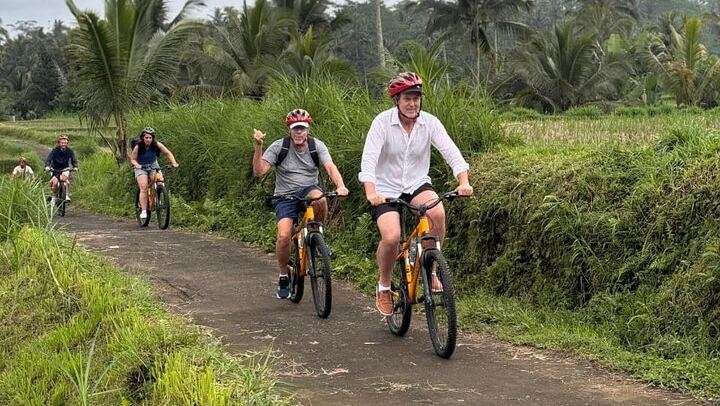 Kintamani Downhill Cycling Tour – Scenic Volcano & Rice Terrace