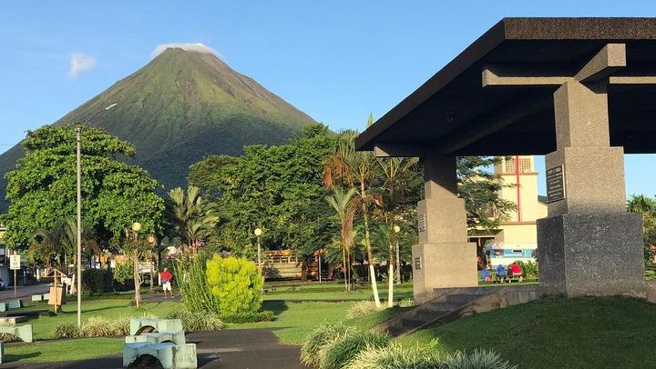 La Fortuna Central Park