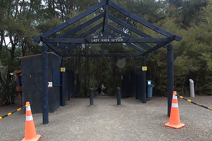 Lady Knox Geyser Entrance
