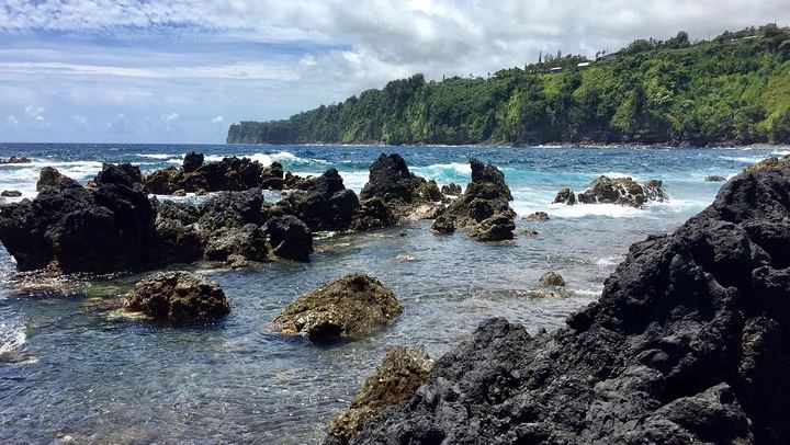 Laupahoehoe Point