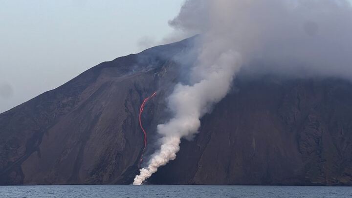 LAVA FLOW STROMBOLI